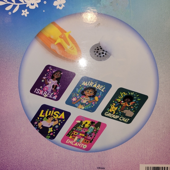 Disney Encanto Isabela 5 Pack Tub Treads 5X5 Inch Squares New - Picture 6 of 6